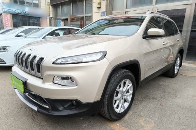 Used Jeep Cherokee 2016 2.4L Professional Smart Version