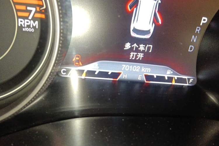 Used Jeep Cherokee 2016 2.4L Professional Smart Version Odometer Close Up