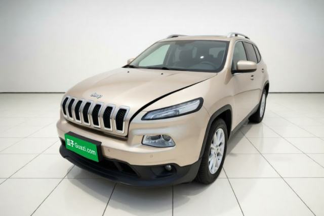 Jeep Cherokee 2016 2.4L Leading Smart Version usado