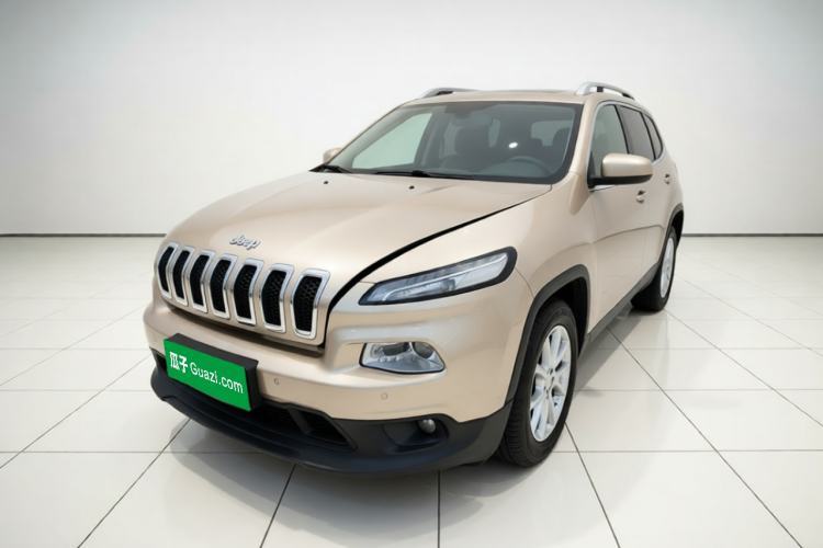 Jeep Cherokee 2016 2.4L Leading Smart Version usata Guazi used car, China used car export, Used car for sale, Used cars, Cheapest cars for sale