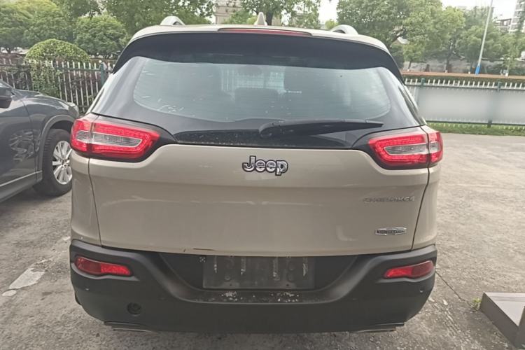 Used Jeep Cherokee 2016 2.4L Leading Edition Rear