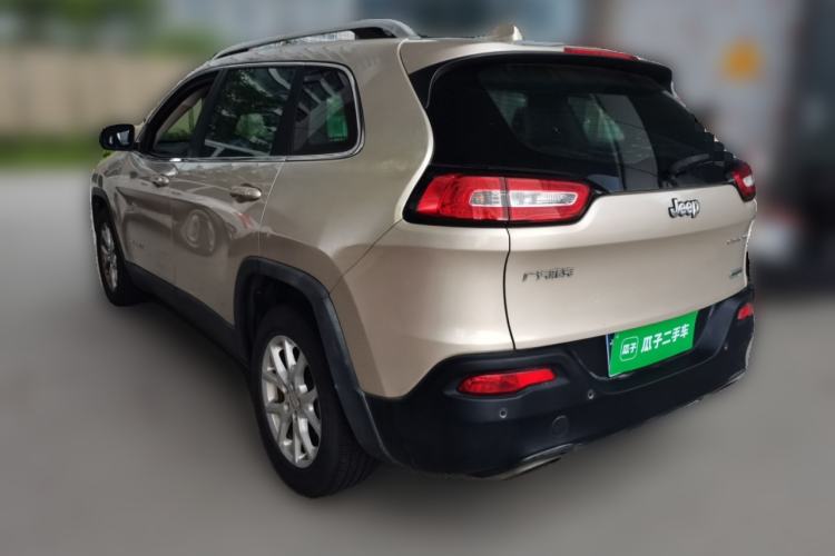 Used Jeep Cherokee 2016 2.4L Leading Edition Rear Left 45 Deg