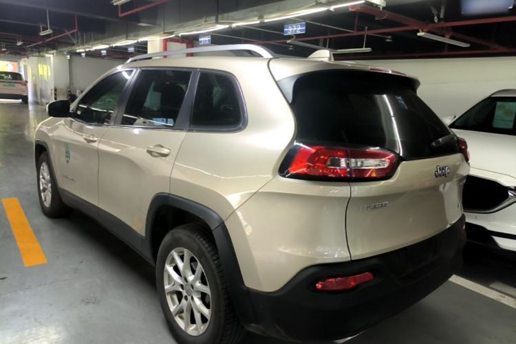 Used Jeep Cherokee 2016 2.4L Leading Edition Rear Left 45 Deg