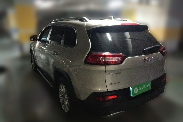 Used Jeep Cherokee 2016 2.4L Professional Smart Version Rear Left 45 Deg