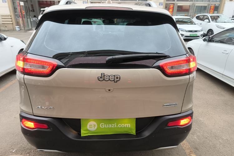 Used Jeep Cherokee 2016 2.4L Professional Smart Version Rear