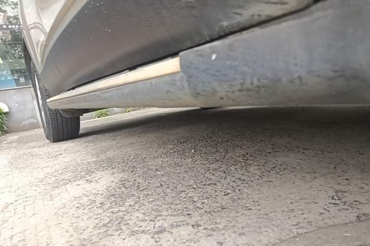 Used Jeep Cherokee 2016 2.4L Leading Edition Right Side Sill