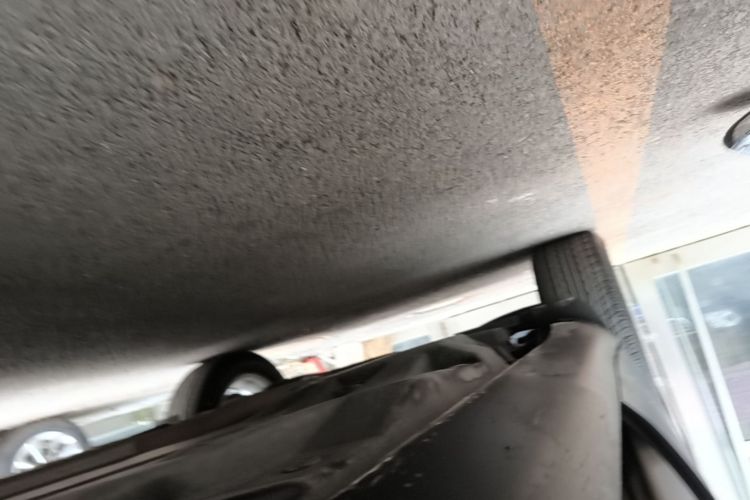Used Jeep Cherokee 2016 2.4L Professional Smart Version Right Side Sill