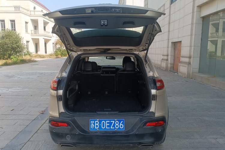Used Jeep Cherokee 2016 2.4L Leading Edition Trunk