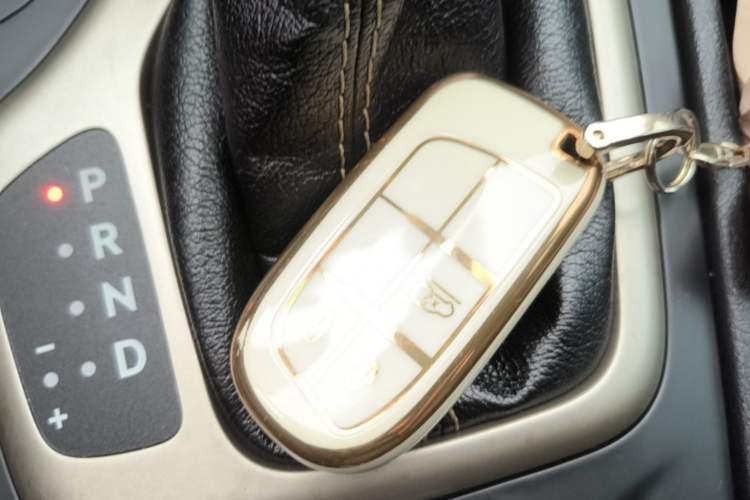 Used Jeep Cherokee 2016 2.4L Professional Smart Version Vehicle Key