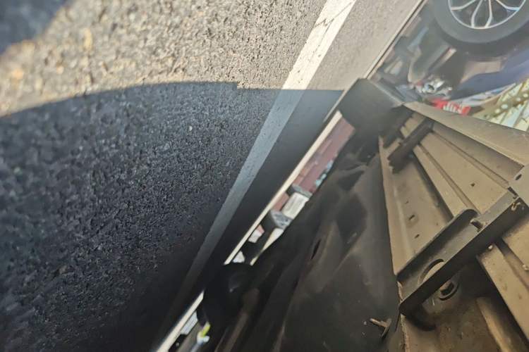 Used Jeep Cherokee 2016 2.4L Leading Edition Chassis Front Right