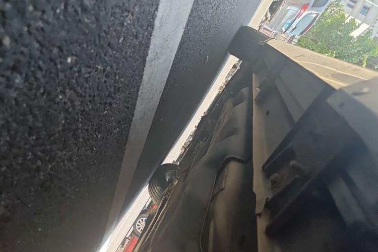 Used Jeep Cherokee 2016 2.4L Leading Edition Chassis Rear Right