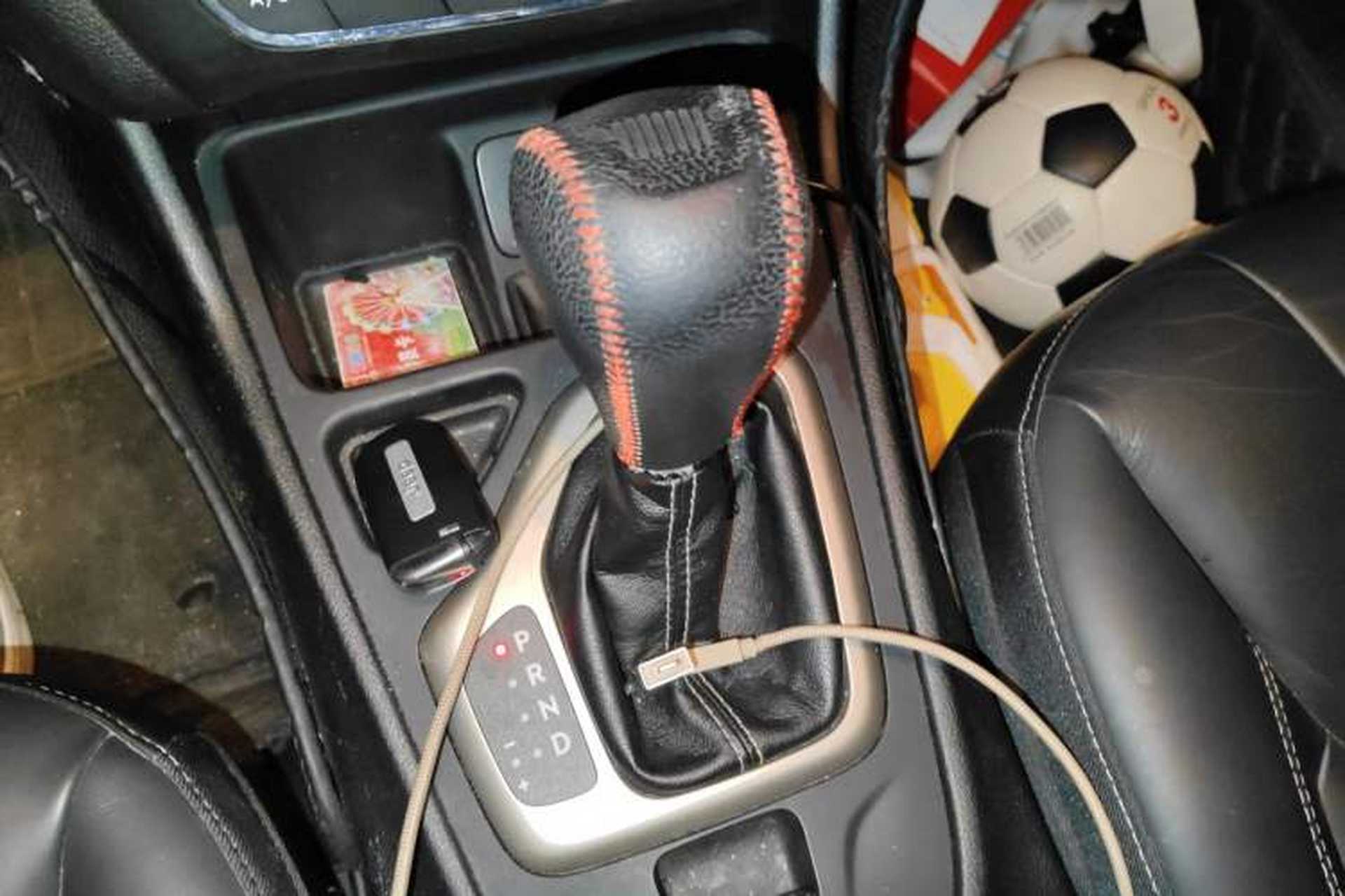 Used Jeep Cherokee 2016 2.4L Leading Smart Version Gear Lever