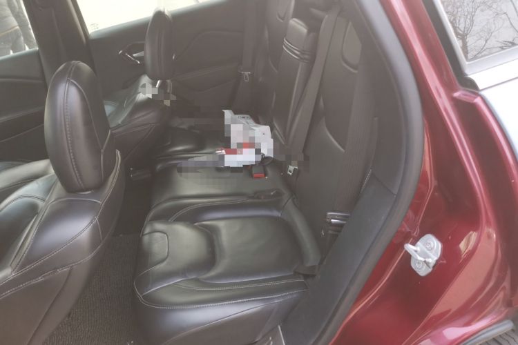 Used Jeep Cherokee 2016 2.4L Leading Edition Left Rear Seat