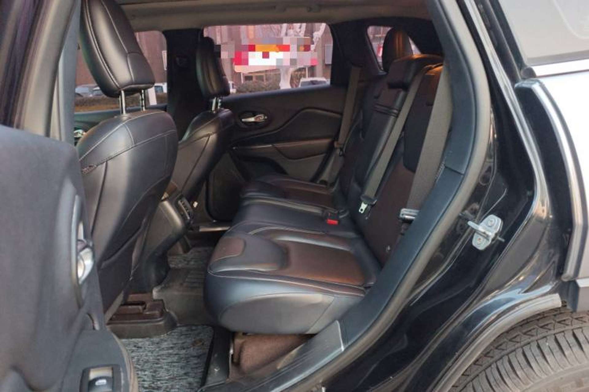 Used Jeep Cherokee 2016 2.4L Leading Edition Left Rear Seat