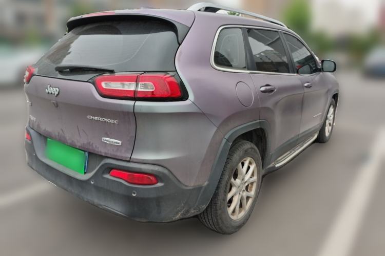 Used Jeep Cherokee 2016 2.0L Superior Edition Rear Right 45 Deg