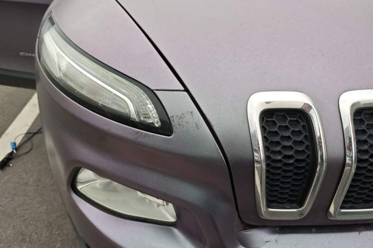 Used Jeep Cherokee 2016 2.0L Superior Edition Right Front Headlight