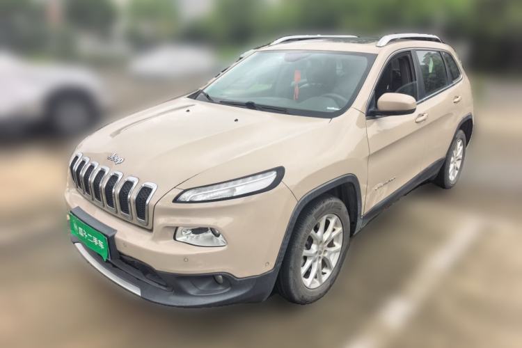 Used Jeep Cherokee 2016 2.0L Superior Edition Guazi used car, China used car export, Used car for sale, Used  cars, Cheapest cars for sale