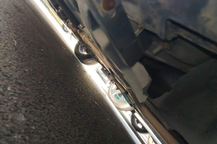 Used Jeep Cherokee 2016 2.4L Superior Edition Chassis Rear Left