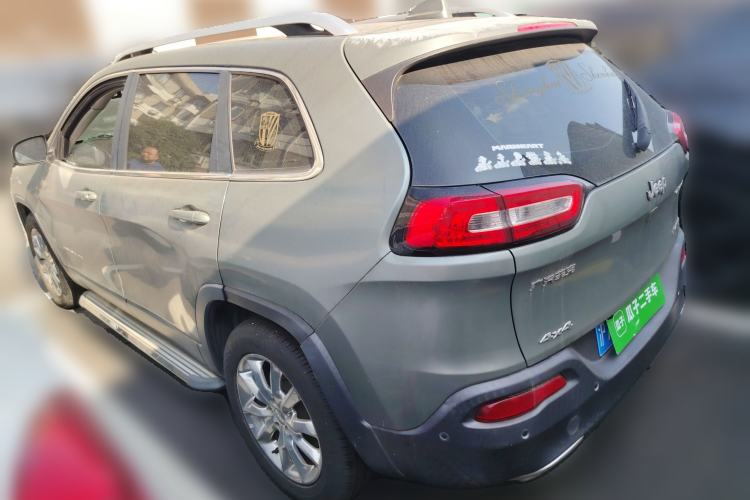 Used Jeep Cherokee 2016 2.4L Superior Edition Rear Left 45 Deg