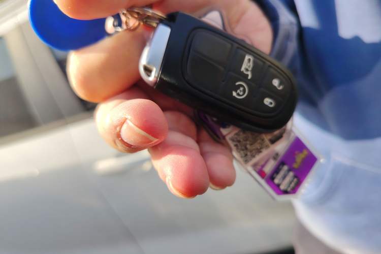 Used Jeep Cherokee 2016 2.4L Superior Edition Vehicle Key
