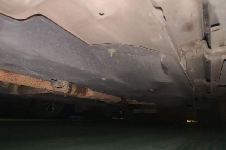 Used Jeep Cherokee 2016 2.0L Superior Edition Chassis Front Left