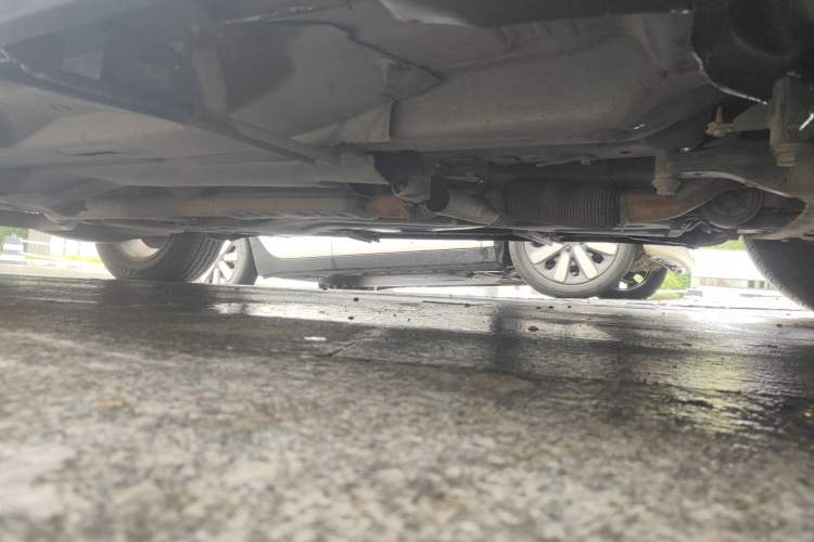Used Jeep Cherokee 2016 2.4L Professional Edition Chassis Front Right