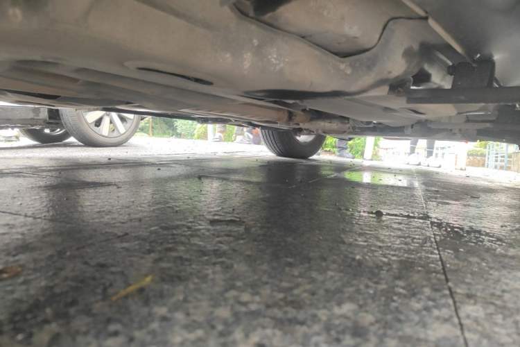 Used Jeep Cherokee 2016 2.4L Professional Edition Chassis Rear Right