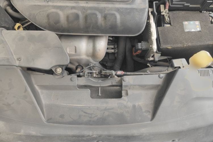 Used Jeep Cherokee 2016 2.4L Professional Edition Engine Bay