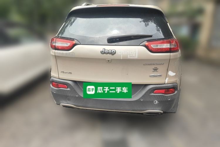 Used Jeep Cherokee 2016 2.4L Professional Edition Rear