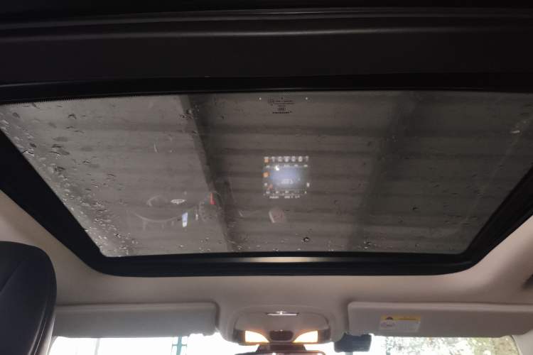 Used Jeep Cherokee 2016 2.4L Superior Edition Headliner
