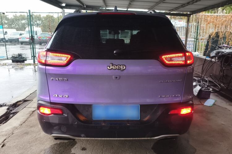 Used Jeep Cherokee 2016 2.4L Superior Edition Rear