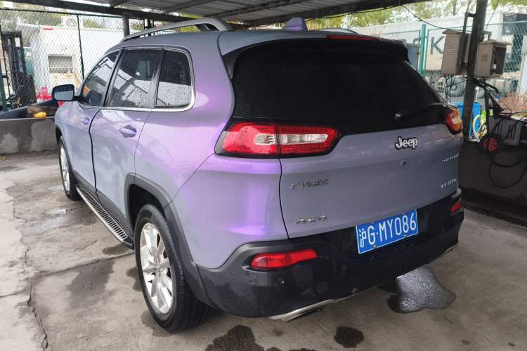 Used Jeep Cherokee 2016 2.4L Superior Edition Rear Left 45 Deg