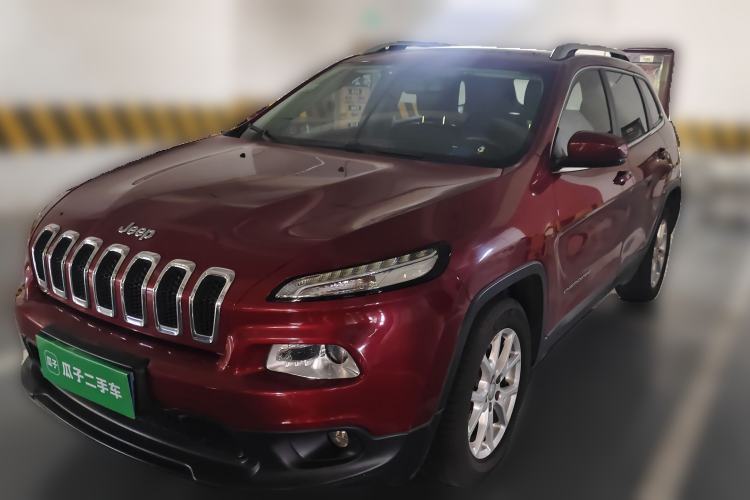 Used Jeep Cherokee 2016 2.4L Leading Edition Guazi used car, China used car export, Used car for sale, Used cars, Cheapest cars for sale