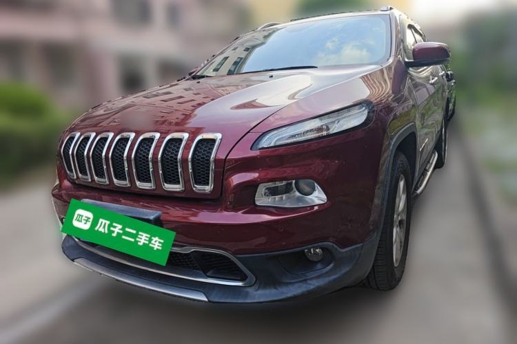 Used Jeep Cherokee 2016 2.4L Professional Smart Version Guazi used car, China used car export, Used car for sale, Used  cars, Cheapest cars for sale
