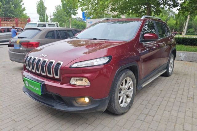 Used Jeep Cherokee 2016 2.0L Superior Edition