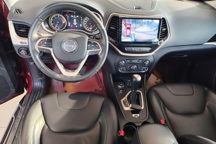 Used Jeep Cherokee 2016 2.4L Professional Edition Center Console