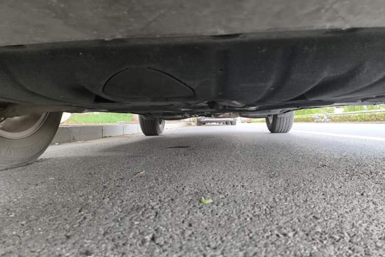 Used Jeep Cherokee 2016 2.4L Professional Smart Version Chassis Front