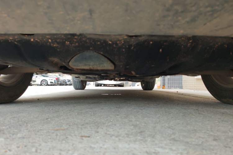 Used Jeep Cherokee 2016 2.4L Professional Edition Chassis Front