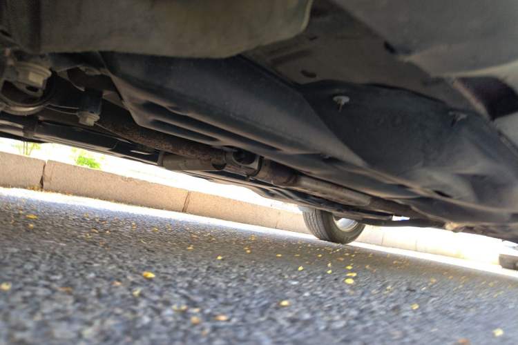 Used Jeep Cherokee 2016 2.0L Superior Edition Chassis Front Left