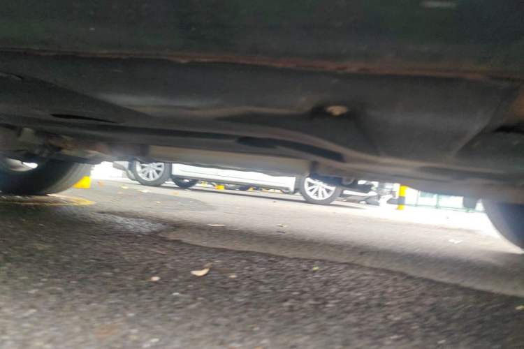 Used Jeep Cherokee 2016 2.4L Professional Smart Version Chassis Front Left
