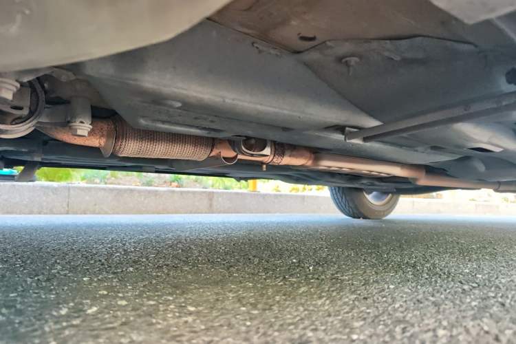 Used Jeep Cherokee 2016 2.4L Professional Smart Version Chassis Front Left