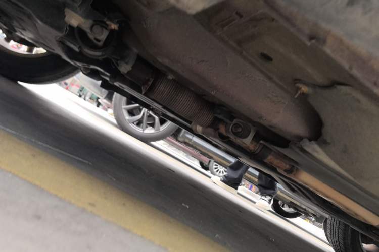 Used Jeep Cherokee 2016 2.4L Professional Edition Chassis Front Left