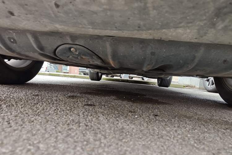 Used Jeep Cherokee 2016 2.0L Superior Edition Chassis Front