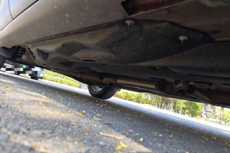 Used Jeep Cherokee 2016 2.0L Superior Edition Chassis Front Right