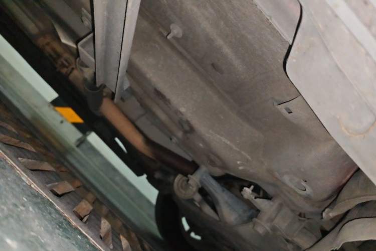Used Jeep Cherokee 2016 2.4L Leading Smart Version Chassis Front Right
