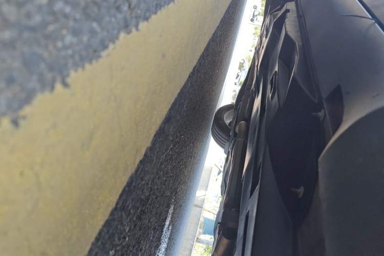 Used Jeep Cherokee 2016 2.4L Leading Edition Chassis Front Right
