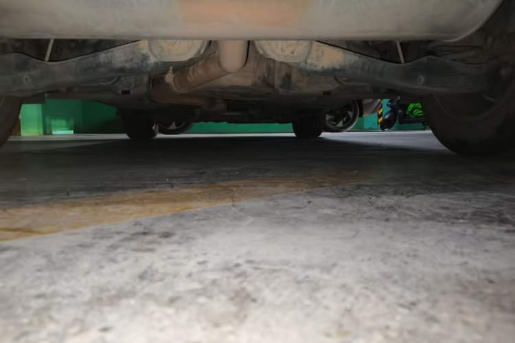 Used Jeep Cherokee 2016 2.0L Superior Edition Chassis Rear