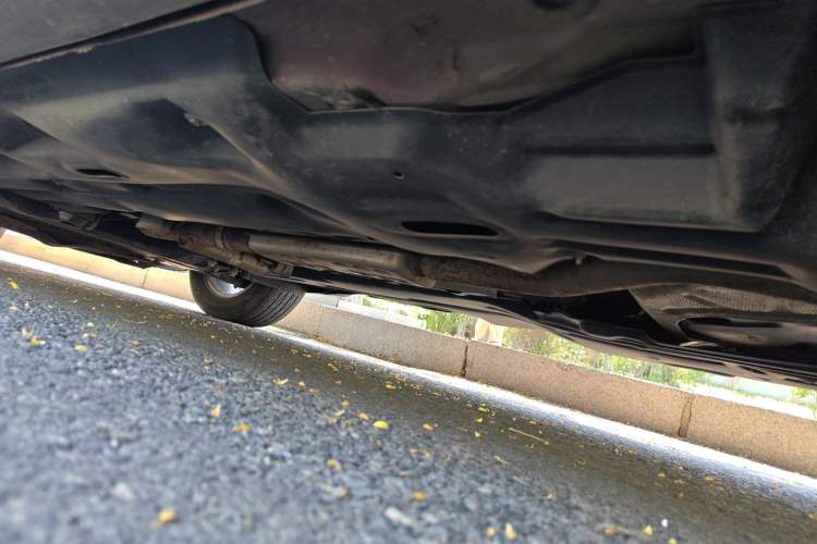 Used Jeep Cherokee 2016 2.0L Superior Edition Chassis Rear Left