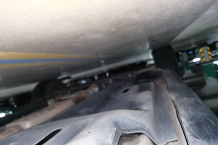 Used Jeep Cherokee 2016 2.4L Professional Smart Version Chassis Rear Left