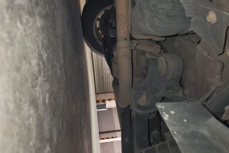 Used Jeep Cherokee 2016 2.4L Professional Smart Version Chassis Rear Left